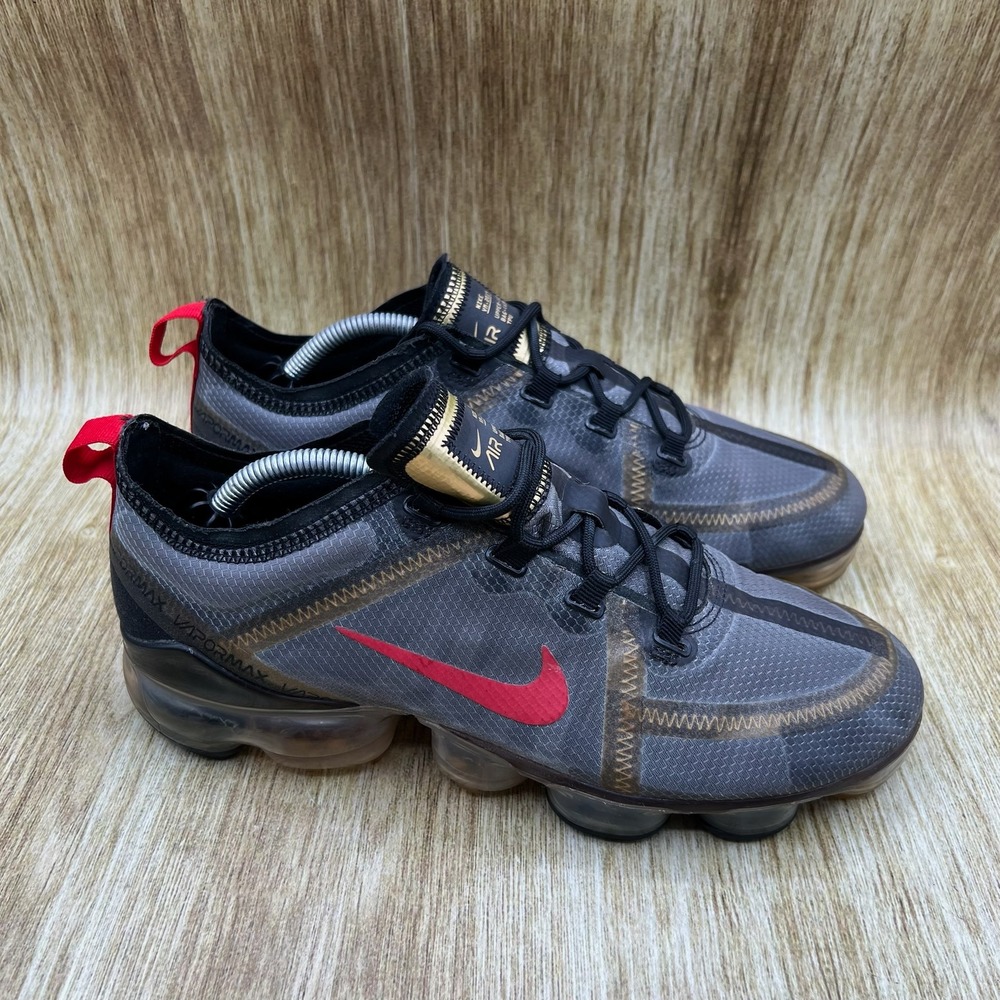 Nike Air Vapormax 2019 Women's Size 9 Black Metallic Gold Shoes CU4872-001